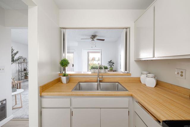 3250 Ashford Street, San Diego CA: https://media.crmls.org/mediaz/4258c3e7-94e0-4b9e-9ba6-9a8ef35c43e9.jpg