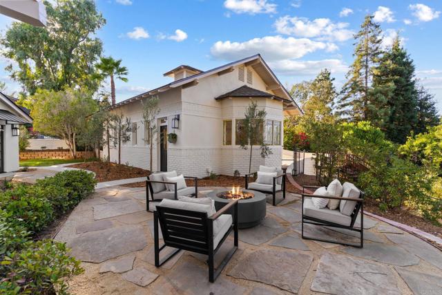 603 Sereno View Road, Encinitas CA: https://media.crmls.org/mediaz/4259cd37-2301-4665-a0eb-17183197d32e.jpg