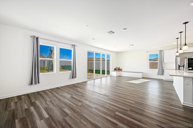 13410 Pasture Ct, Valley Center CA: https://media.crmls.org/mediaz/4259eaf3-6647-438a-ab54-f7c9def7d0fc.jpg