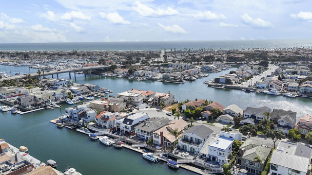 Detail Gallery Image 52 of 56 For 2350 Greencastle Ln, Oxnard,  CA 93035 - 4 Beds | 3 Baths