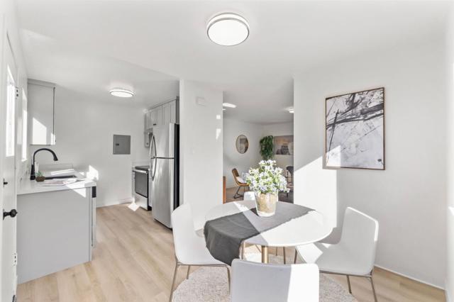 1064 15th Avenue, Redwood City CA: https://media.crmls.org/mediaz/425b50a9-83da-4e2a-b53a-756c0f23909c.jpg