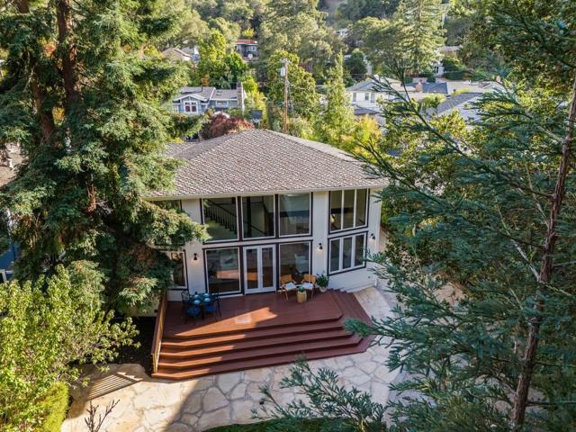 2250 Carmelita Drive, San Carlos CA: https://media.crmls.org/mediaz/425d0910-c858-4e8a-9fca-b91be5978635.jpg