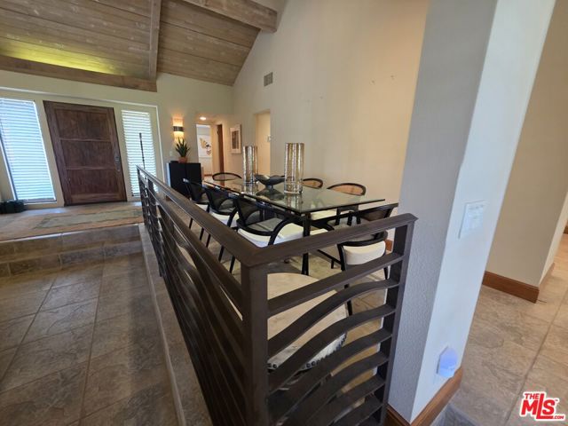 34725 Mission Hills Drive, Rancho Mirage CA: https://media.crmls.org/mediaz/425d8c84-c458-45b2-bd93-efb18d02e256.jpg