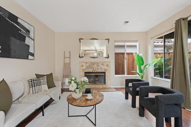 1258 De Cunha Court, Salinas CA: https://media.crmls.org/mediaz/42604f5f-ff9b-4aac-9489-a02c041d107a.jpg