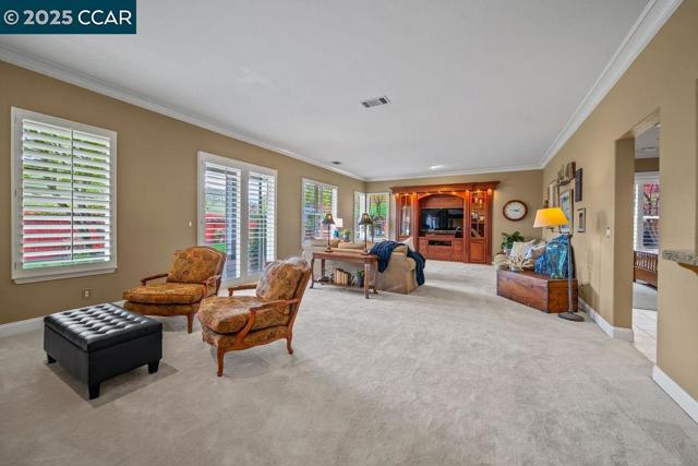 Image 15 of 60 For 113 Forest Hill Dr