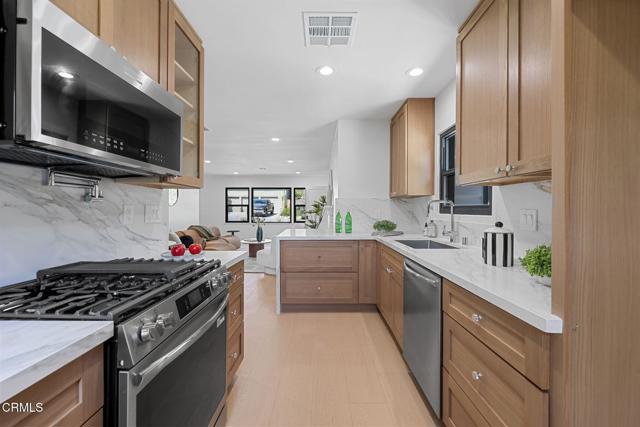 Detail Gallery Image 8 of 30 For 402 Lotone St, Monrovia,  CA 91016 - – Beds | – Baths