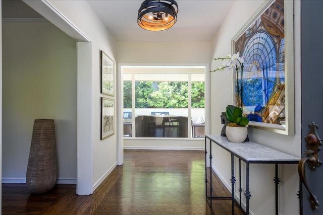 2841 Canyon Road, Burlingame CA: https://media.crmls.org/mediaz/426285ba-6e4f-436c-9757-fbb33211002c.jpg