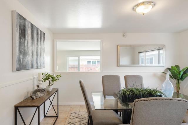 2225 Salisbury Way, San Mateo CA: https://media.crmls.org/mediaz/42639035-3af8-4ff5-82f3-8b6359fe6da5.jpg