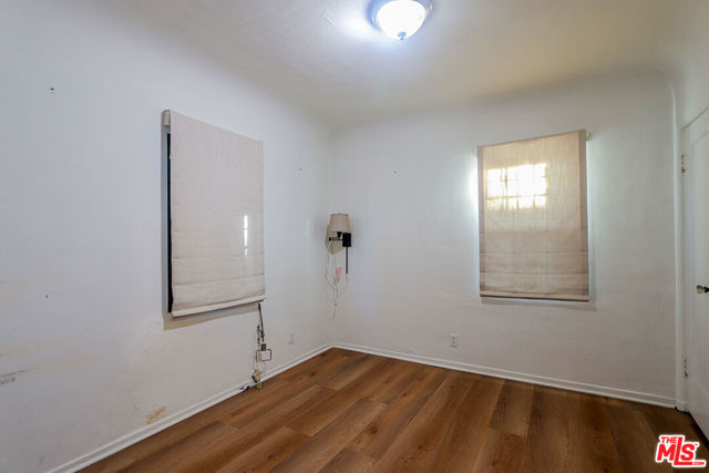 3131 & 3135 Oakcrest Drive, Los Angeles CA: https://media.crmls.org/mediaz/4264d657-4c0d-4efb-aa71-254f38513380.jpg