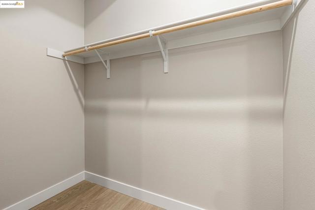 28976 Parkwood Lane, Hayward CA: https://media.crmls.org/mediaz/4264e8eb-ad59-4dc7-ab68-e7b2cc495014.jpg