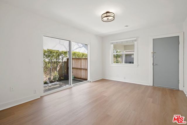 1563 E Elizabeth Street, Pasadena CA: https://media.crmls.org/mediaz/426523f0-1b81-4ebc-8eb7-d57ca901555d.jpg