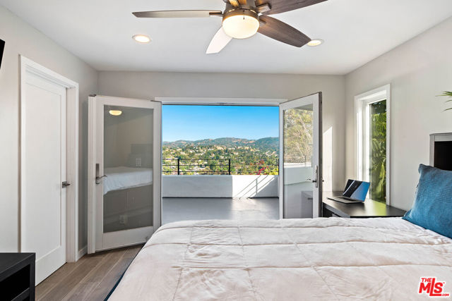5118 Cerrillos Drive, Woodland Hills CA: https://media.crmls.org/mediaz/4265ebc9-fdf0-4375-a313-938d1e406400.jpg