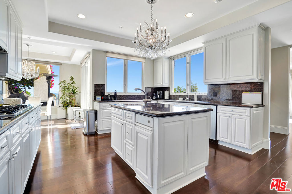 MLS #25630607 image #20