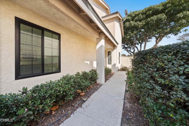 Detail Gallery Image 5 of 23 For 114 San Nicolas Cir, Port Hueneme,  CA 93041 - 3 Beds | 2/1 Baths