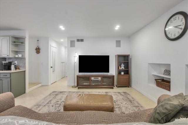 Image 10 of 50 For 3942 Catamarca Dr