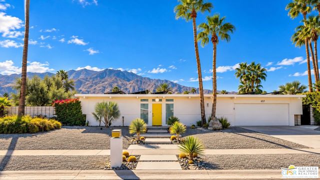 657 N Juanita Drive, Palm Springs, CA 92262