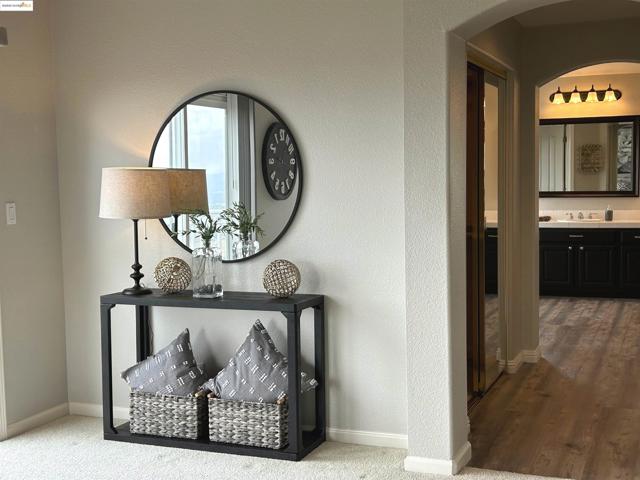 8040 Kelok Way, Clayton CA: https://media.crmls.org/mediaz/4268c205-bb95-4224-bf8f-4752bd03559a.jpg
