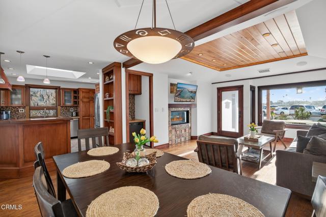 Detail Gallery Image 9 of 57 For 2916 Lakeshore Ct, Oxnard,  CA 93035 - 4 Beds | 3 Baths