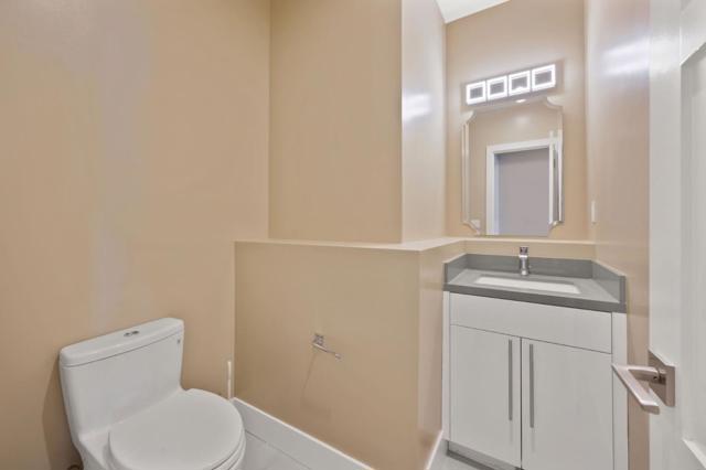 1548 Los Montes Drive, Burlingame CA: https://media.crmls.org/mediaz/42695d93-1f17-4c3f-a956-f155299160e3.jpg