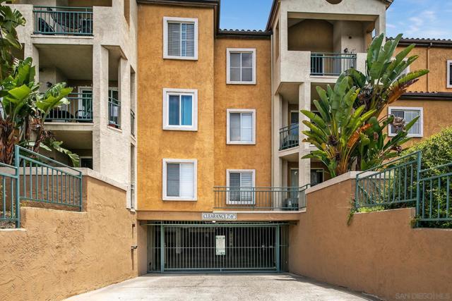 1950 CAMINO DE LA REINA, San Diego CA: https://media.crmls.org/mediaz/42697b37-2a4f-4a95-9e65-0d1445ac89e5.jpg
