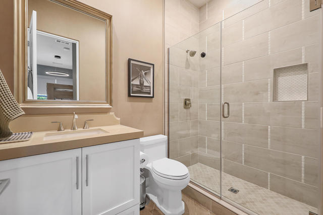54780 Damascus Drive, La Quinta CA: https://media.crmls.org/mediaz/426a4449-49b5-4fd7-99a8-8917b92fdaee.jpg