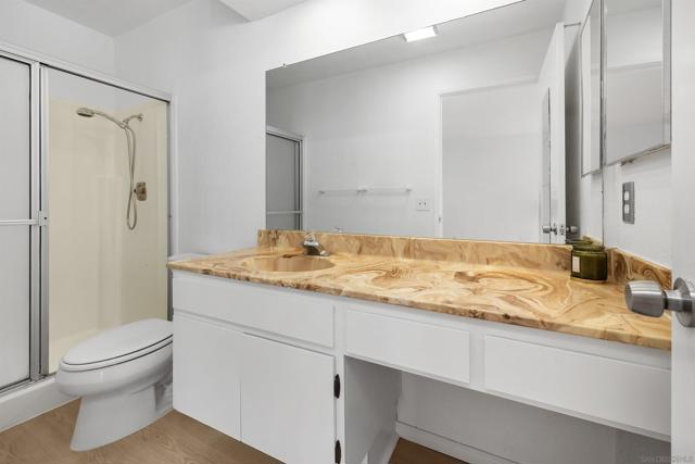 9120 GRAMERCY DR, San Diego CA: https://media.crmls.org/mediaz/426a77e6-12bc-429a-b38c-eedc7938b6ea.jpg
