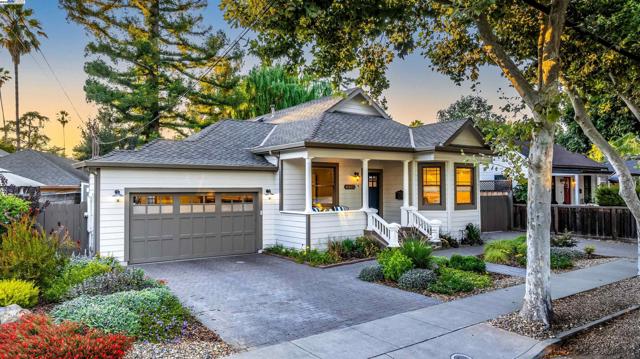 4463 Pleasanton Ave, Pleasanton CA: https://media.crmls.org/mediaz/426b3ead-b387-45b0-868c-12ab40c0d4dd.jpg