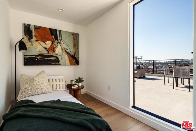 2824 1/2 Avenel Street, Los Angeles CA: https://media.crmls.org/mediaz/426bd8e3-702d-424f-a702-76b49b0ff224.jpg