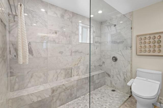 460 San Bruno Avenue, Brisbane CA: https://media.crmls.org/mediaz/426e0b5b-5099-4970-afb1-7920cab403b8.jpg