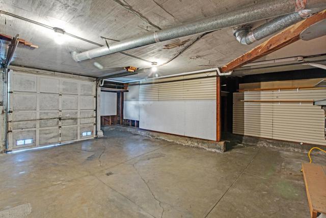 222 Holyoke, San Francisco CA: https://media.crmls.org/mediaz/426e4942-b649-4127-8b16-d40cf766504c.jpg