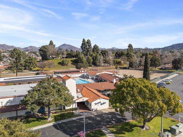 16736 Diego, San Diego CA: https://media.crmls.org/mediaz/426fc62d-0d5b-4bb0-9d8d-2977beb19201.jpg