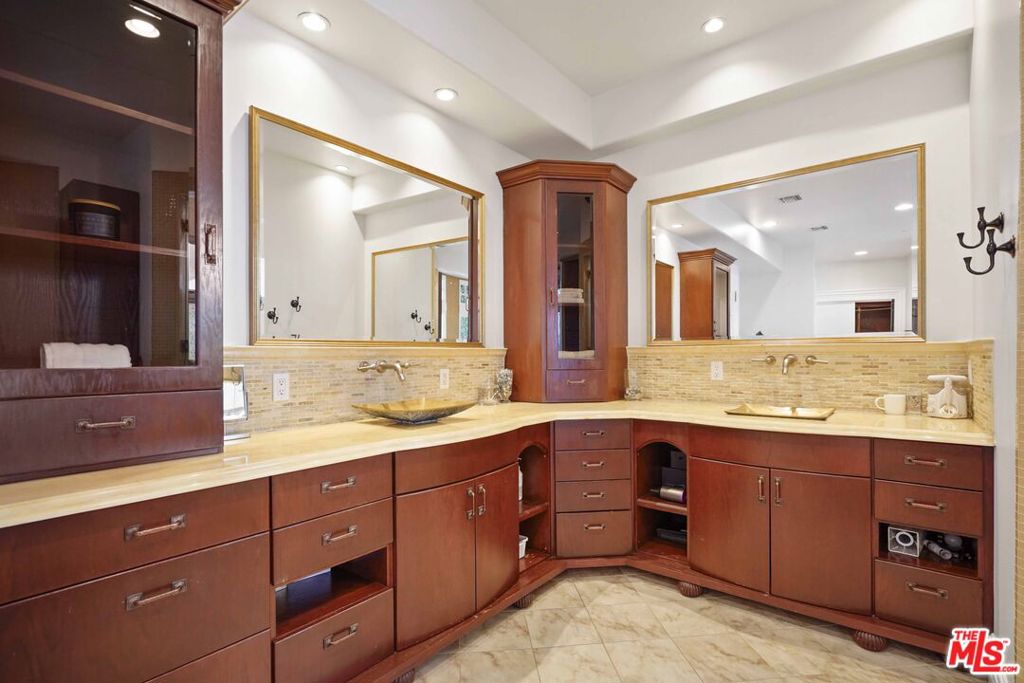 MLS #26858457 image #39