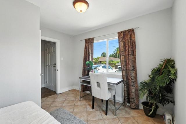 2273 Dumbarton Avenue, East Palo Alto CA: https://media.crmls.org/mediaz/427082d0-9436-4a6b-b3a2-5b814b3f717d.jpg