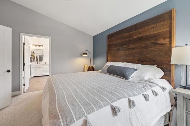 410 Krystallos Lane, Redwood City CA: https://media.crmls.org/mediaz/4270cf01-7350-41aa-b321-d4f4a5acdeb1.jpg