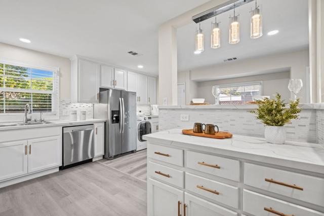 2289 Newhall Street, Santa Clara CA: https://media.crmls.org/mediaz/42720c30-1936-4549-8a2b-4d925dc8ab7d.jpg
