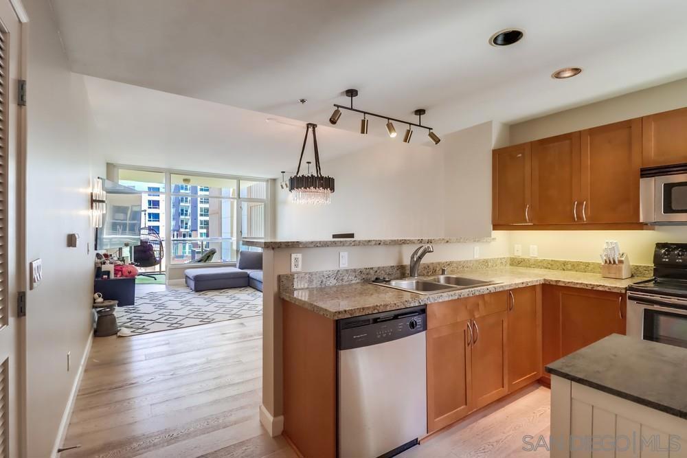 427 9th Ave