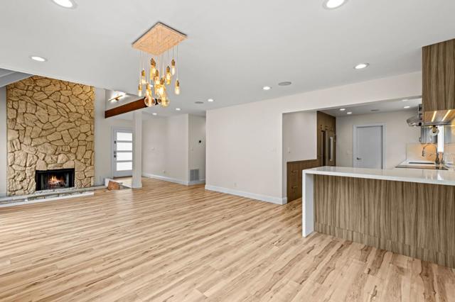 714 Rockaway Beach Avenue, Pacifica CA: https://media.crmls.org/mediaz/42741da0-b01d-40c1-a793-664adb9bbcec.jpg
