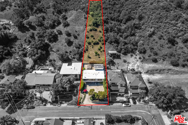 8554 Day Street, Sunland CA: https://media.crmls.org/mediaz/427557a8-f715-4de5-954a-bebd99b034f8.jpg