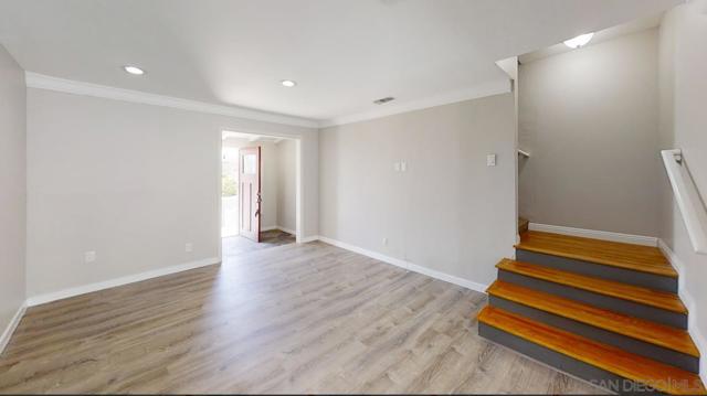 4917 Rockford Dr, San Diego CA: https://media.crmls.org/mediaz/4275777a-12ba-4846-8701-1b09bca1c414.jpg