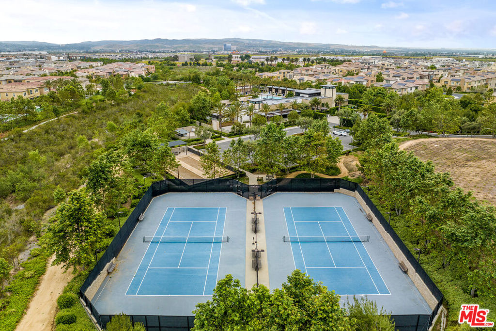 4276bab1 10ff 45a3 B423 55eed1e039b1