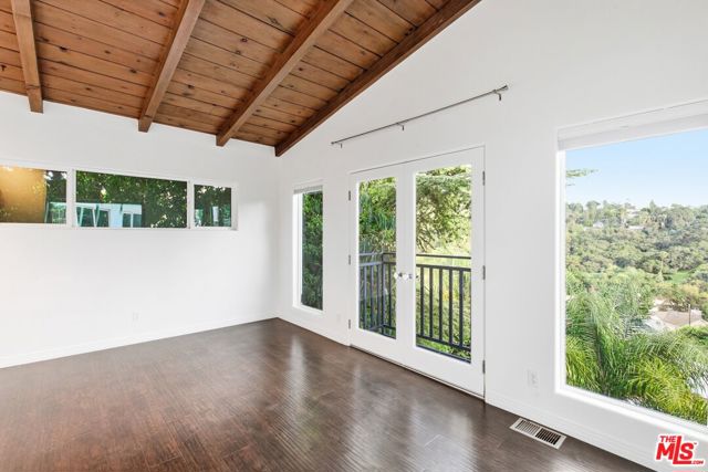 3476 Troy Drive, Los Angeles CA: https://media.crmls.org/mediaz/4276d0eb-116b-4576-a9fb-ece993d0e0b4.jpg