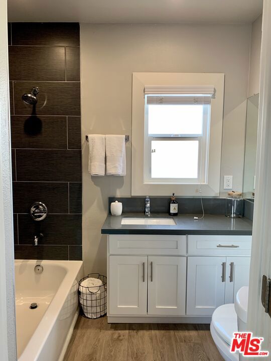 2647 GRANADA Street, Los Angeles CA: https://media.crmls.org/mediaz/4276dc4b-1d94-43ac-a19d-6ce1bccd9e6b.jpg