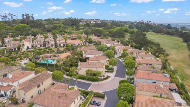 985 Corte Augusta, Camarillo CA: https://media.crmls.org/mediaz/42771957-df0d-4957-8545-a8c429421c09.jpg