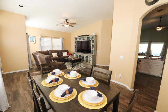 27185 Landau Boulevard, Cathedral City CA: https://media.crmls.org/mediaz/42776a15-0932-4be6-8696-d2ec83fe3d29.jpg