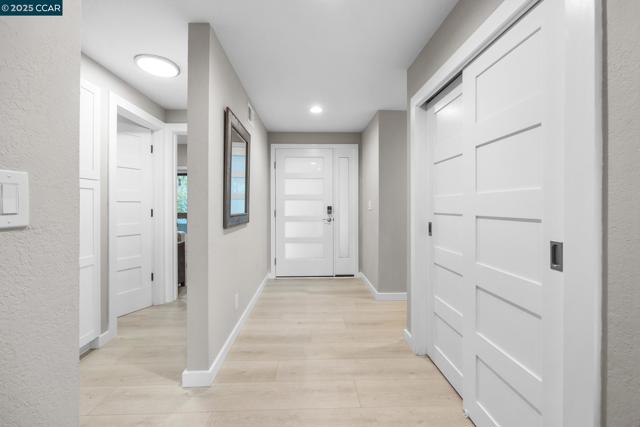 3535 Terra Granada Dr, Walnut Creek CA: https://media.crmls.org/mediaz/4277ff42-eee6-4469-823e-42022736d5e8.jpg