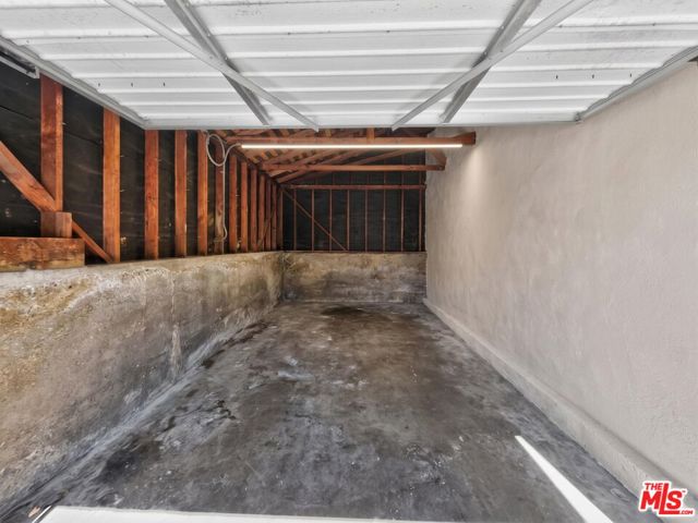 1442 Ellsmere Avenue photo 21