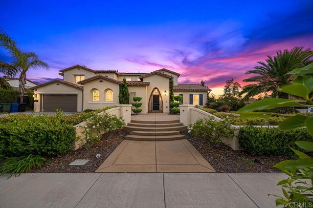 Detail Gallery Image 2 of 68 For 2004 Corte Saltero, Chula Vista,  CA 91914 - 5 Beds | 5/1 Baths