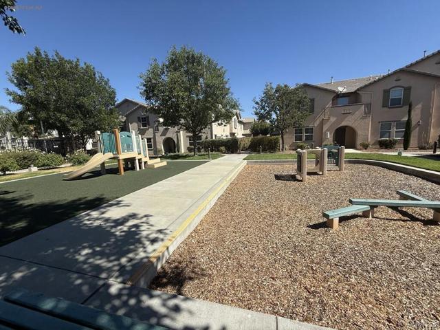 Detail Gallery Image 37 of 39 For 31771 Biagio Way, Winchester,  CA 92596 - 3 Beds | 2/1 Baths