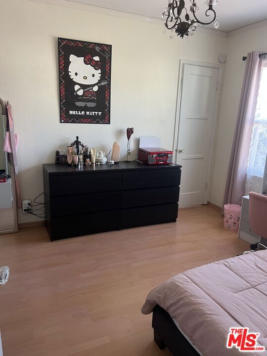 7645 Genesta Avenue, Van Nuys CA: https://media.crmls.org/mediaz/427b1d18-9b43-4825-8b4a-ab79d61f64e8.jpg