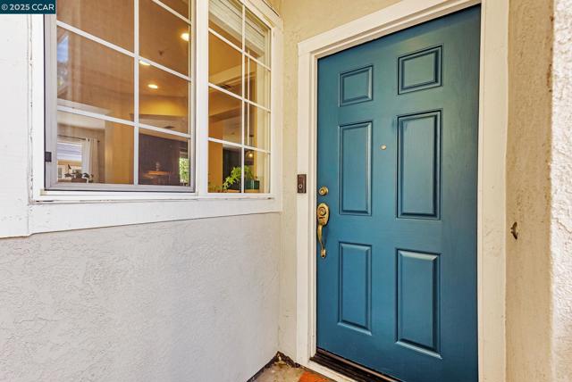 10630 Roys Hill Ln, Dublin CA: https://media.crmls.org/mediaz/427bde08-bc55-4327-8fc8-20b87aff6adf.jpg